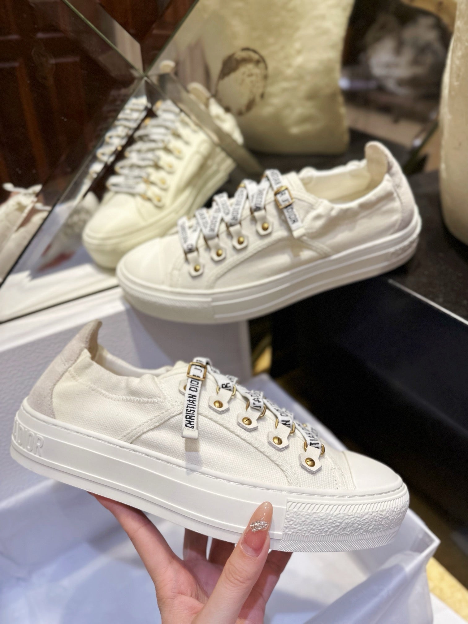 디올 워크앤디올 뮬 스니커즈