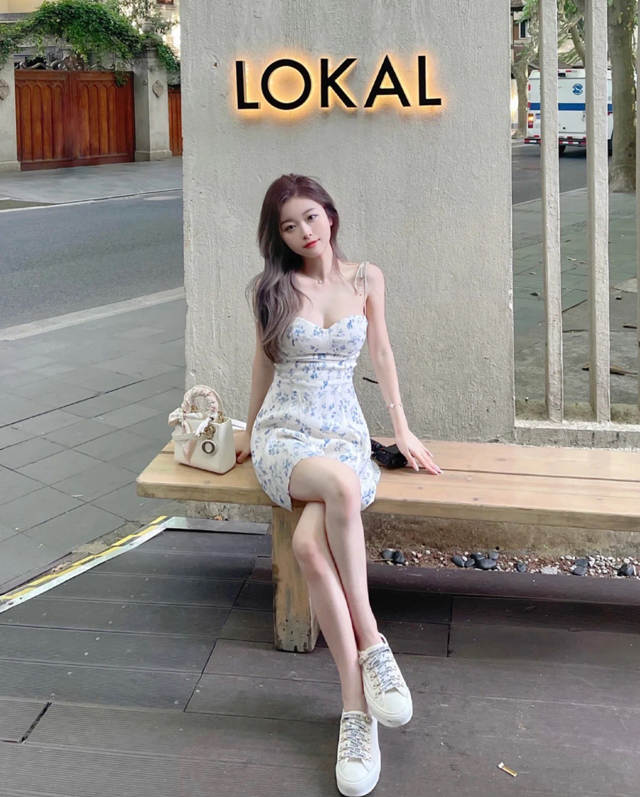 디올 워크앤디올 뮬 스니커즈