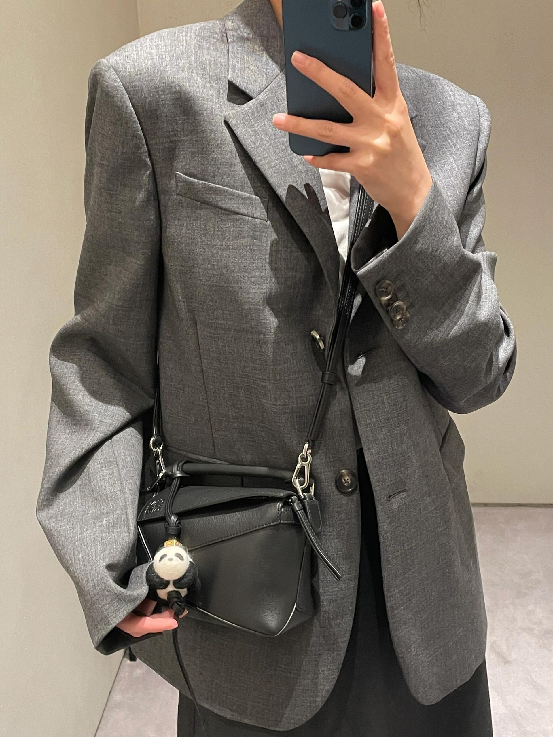 로에베 퍼즐백 미니 엣지