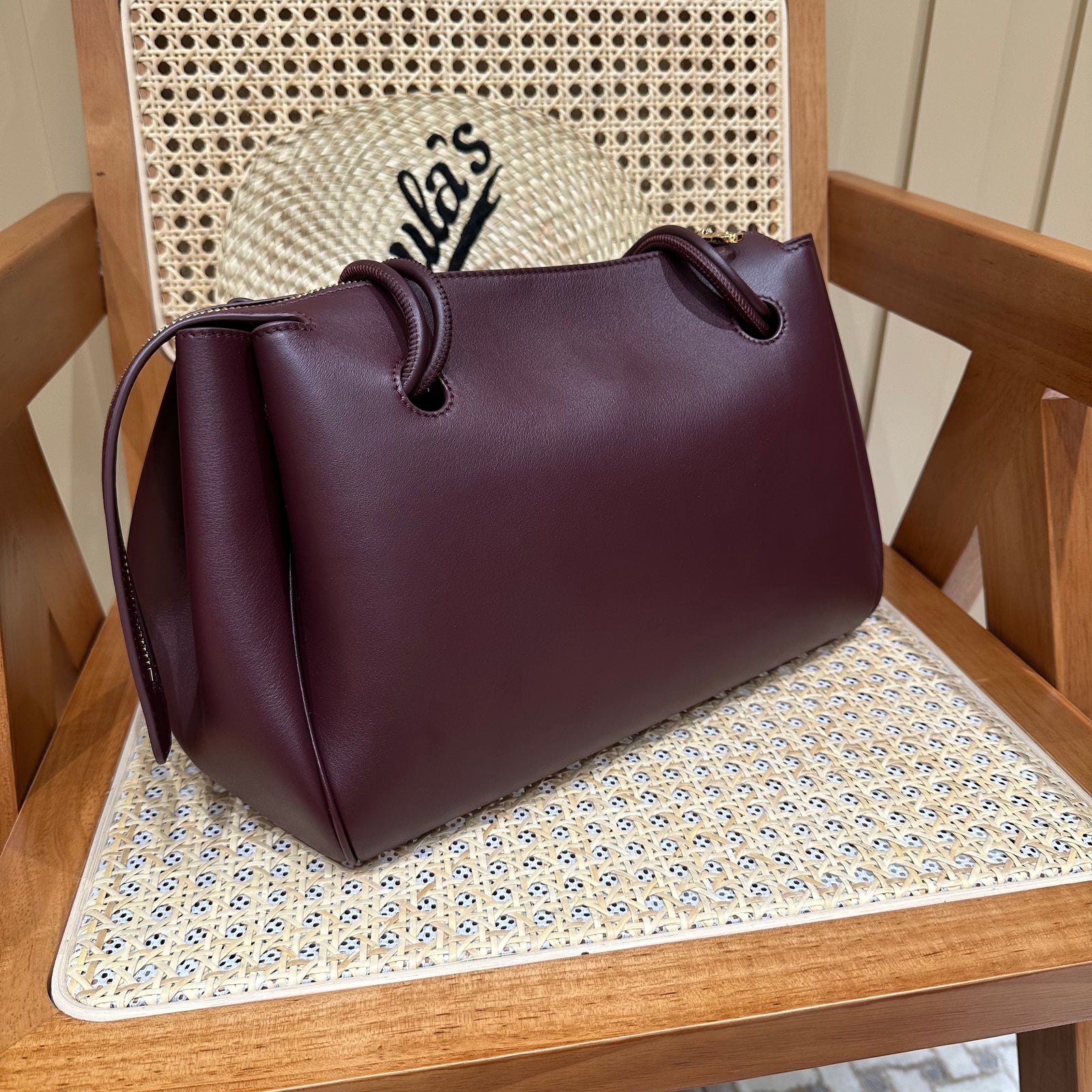 로에베 마드리드백 미디움