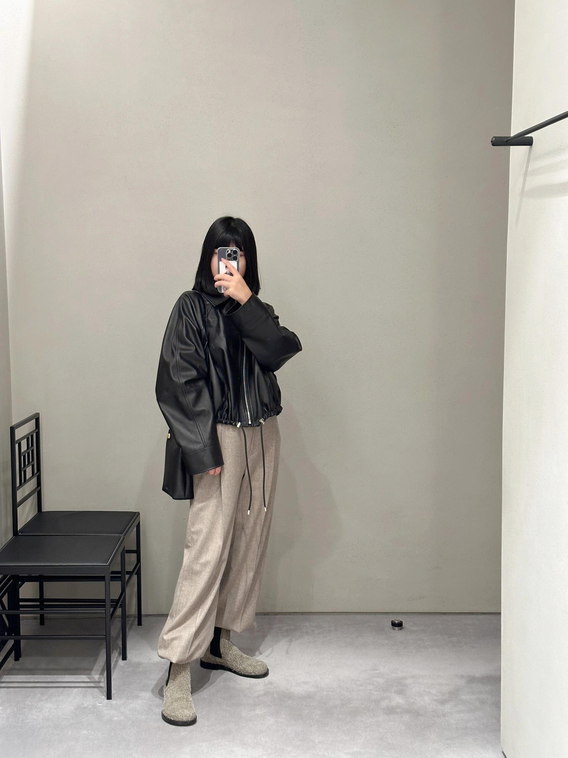 로에베 페블 파우치