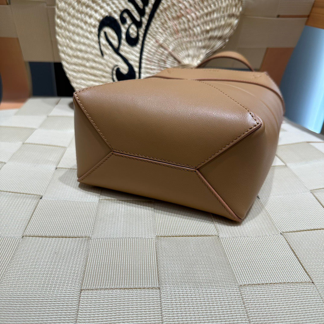 로에베 퍼즐 폴드 토트백 미니