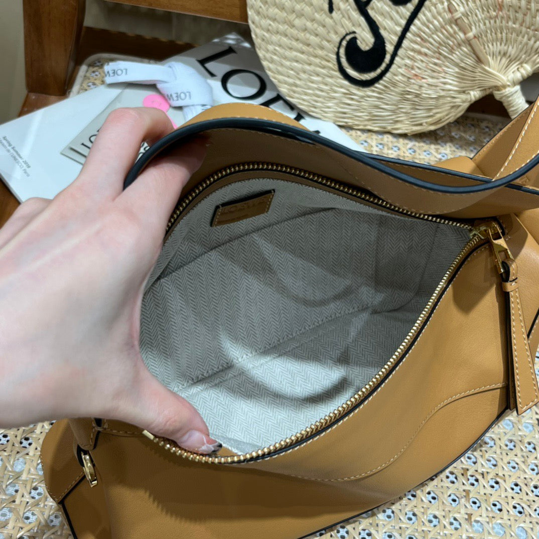 로에베 퍼즐 호보백