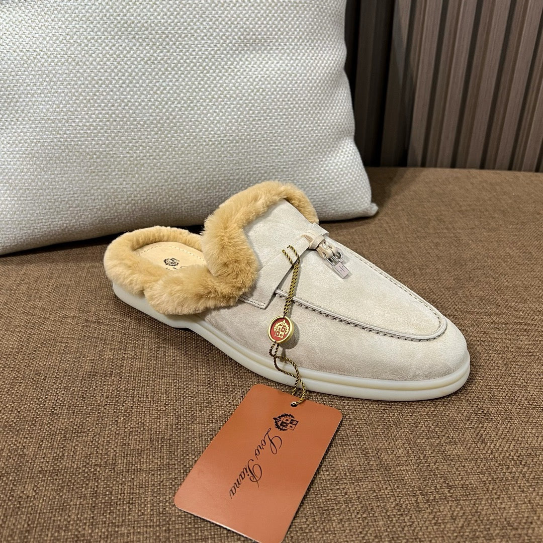 로로피아나 퍼 바부슈 참스 워크 뮬