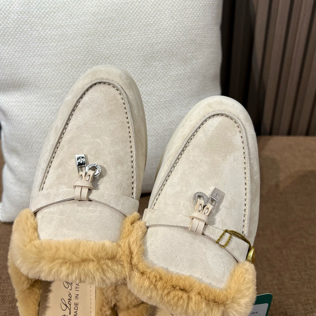 로로피아나 퍼 바부슈 참스 워크 뮬