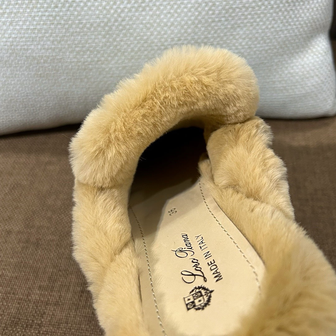 로로피아나 퍼 바부슈 참스 워크 뮬