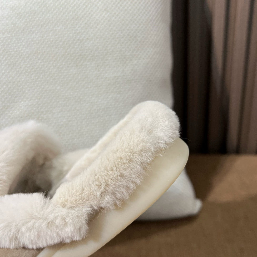 로로피아나 퍼 바부슈 참스 워크 뮬