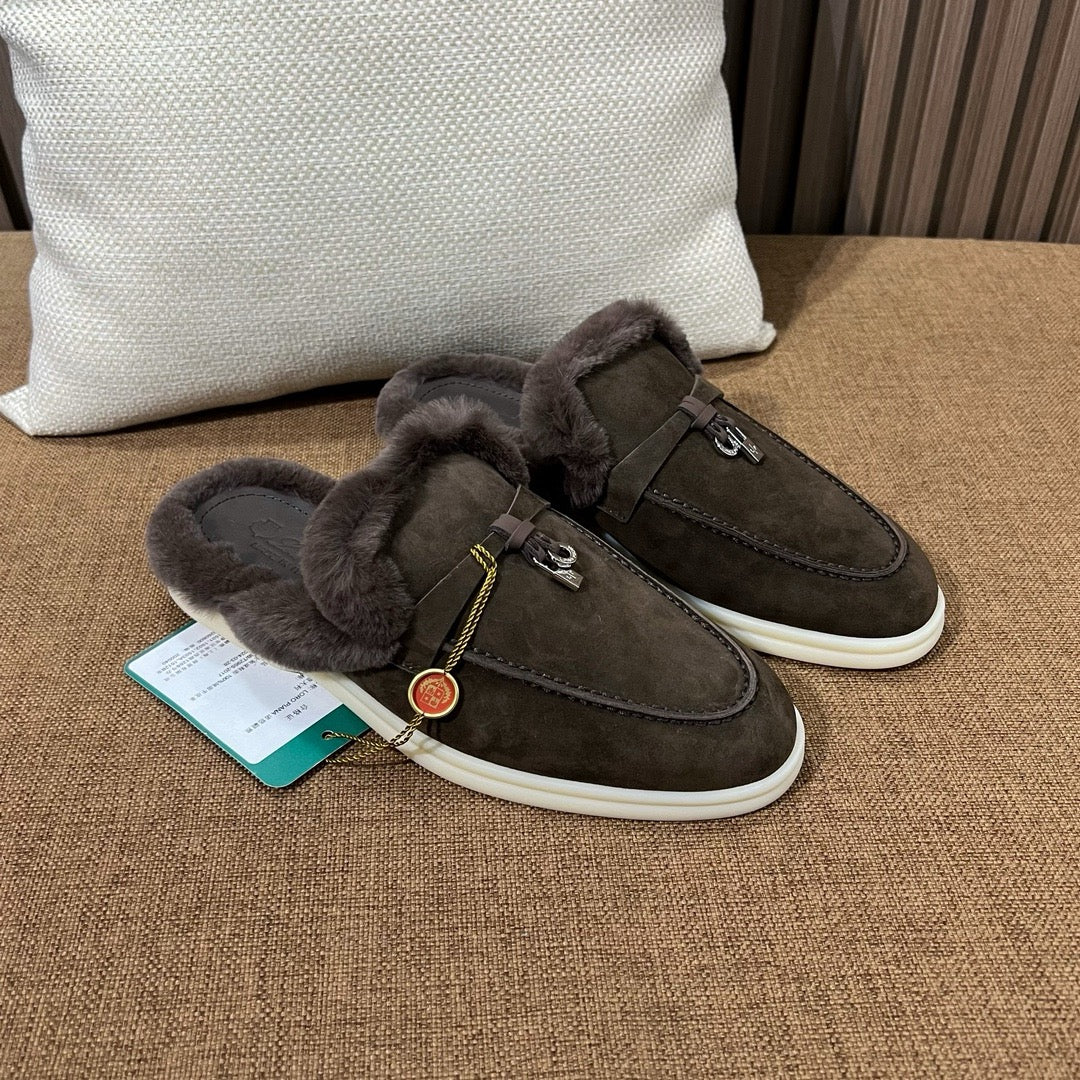 로로피아나 퍼 바부슈 참스 워크 뮬