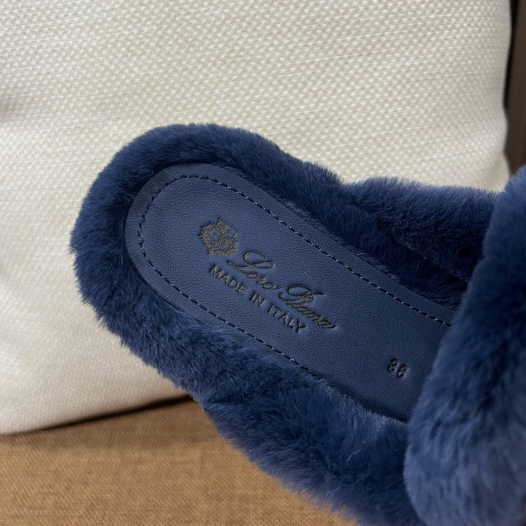 로로피아나 퍼 바부슈 참스 워크 뮬