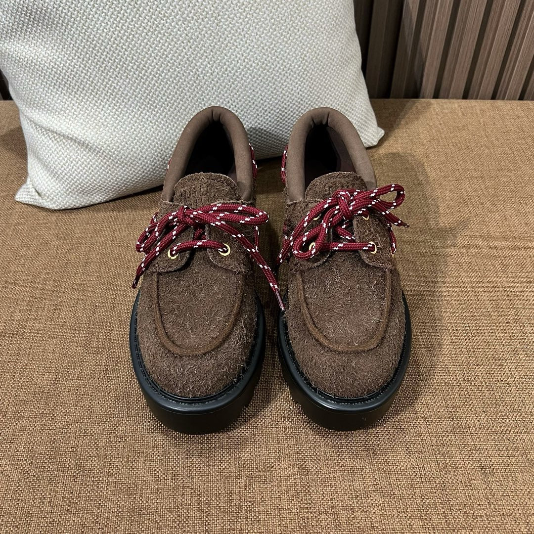 미우미우 스웨이드 레이스업 로퍼