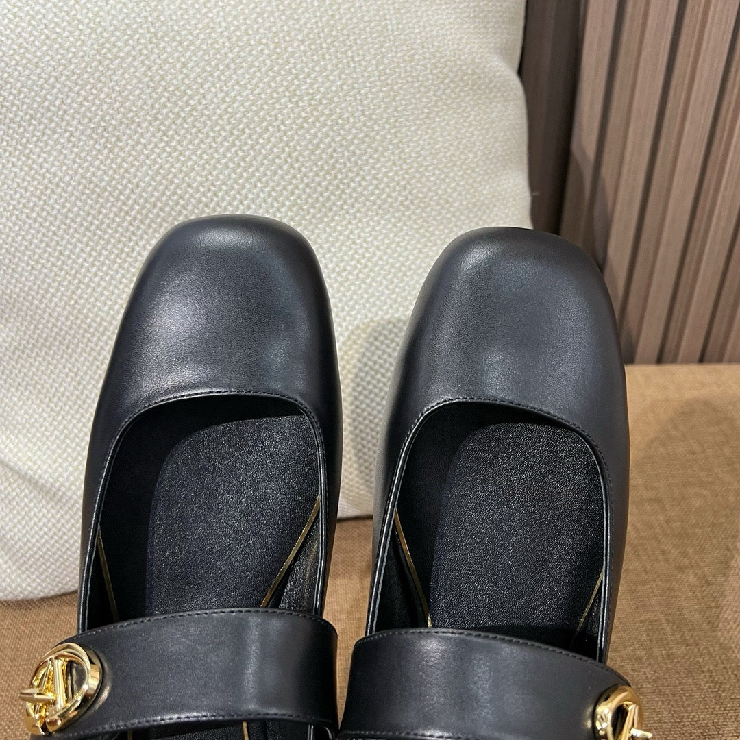 발렌티노 가라바니 발레리나 메리제인 플랫