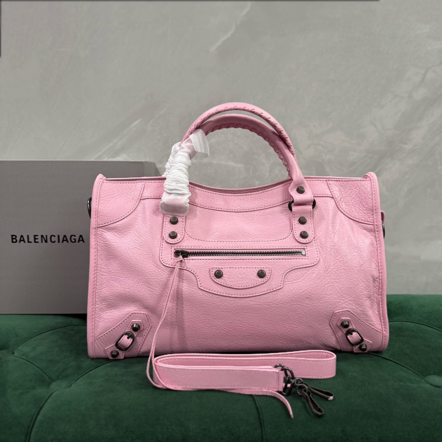발렌시아가 르 시티백 미디움 (핑크)