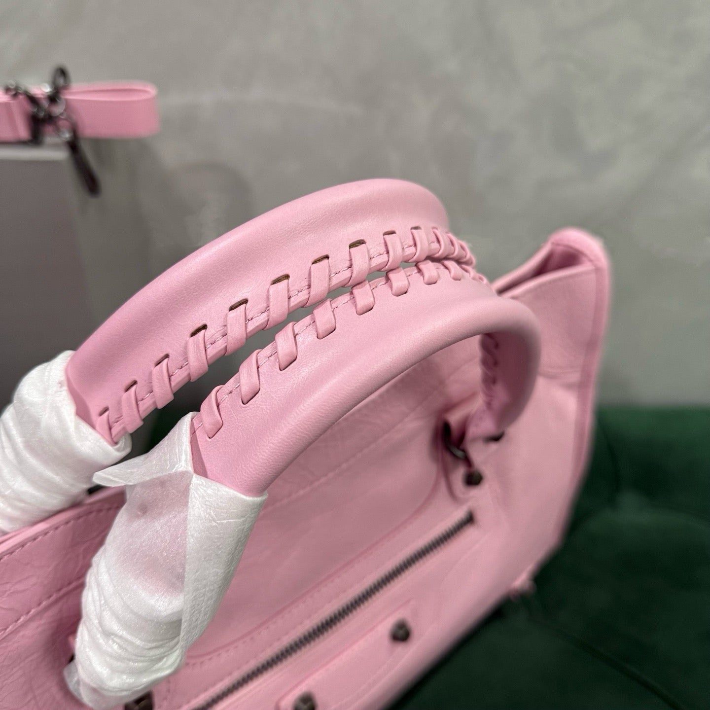 발렌시아가 르 시티백 미디움 (핑크)