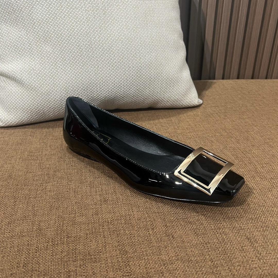 로저비비에 트럼펫 메탈 플랫 슈즈