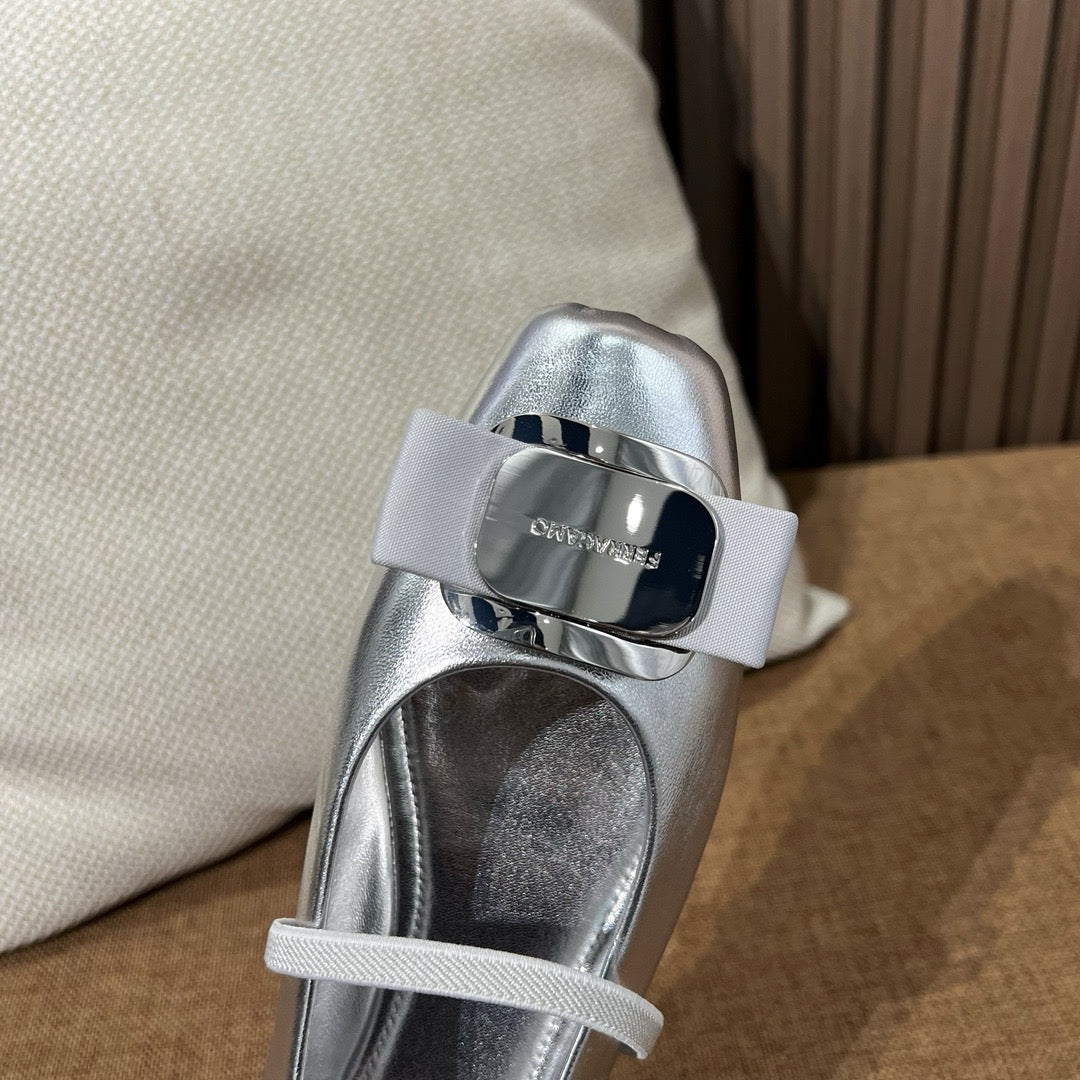 페레가모 뉴 바라 플레이트 발레 플랫