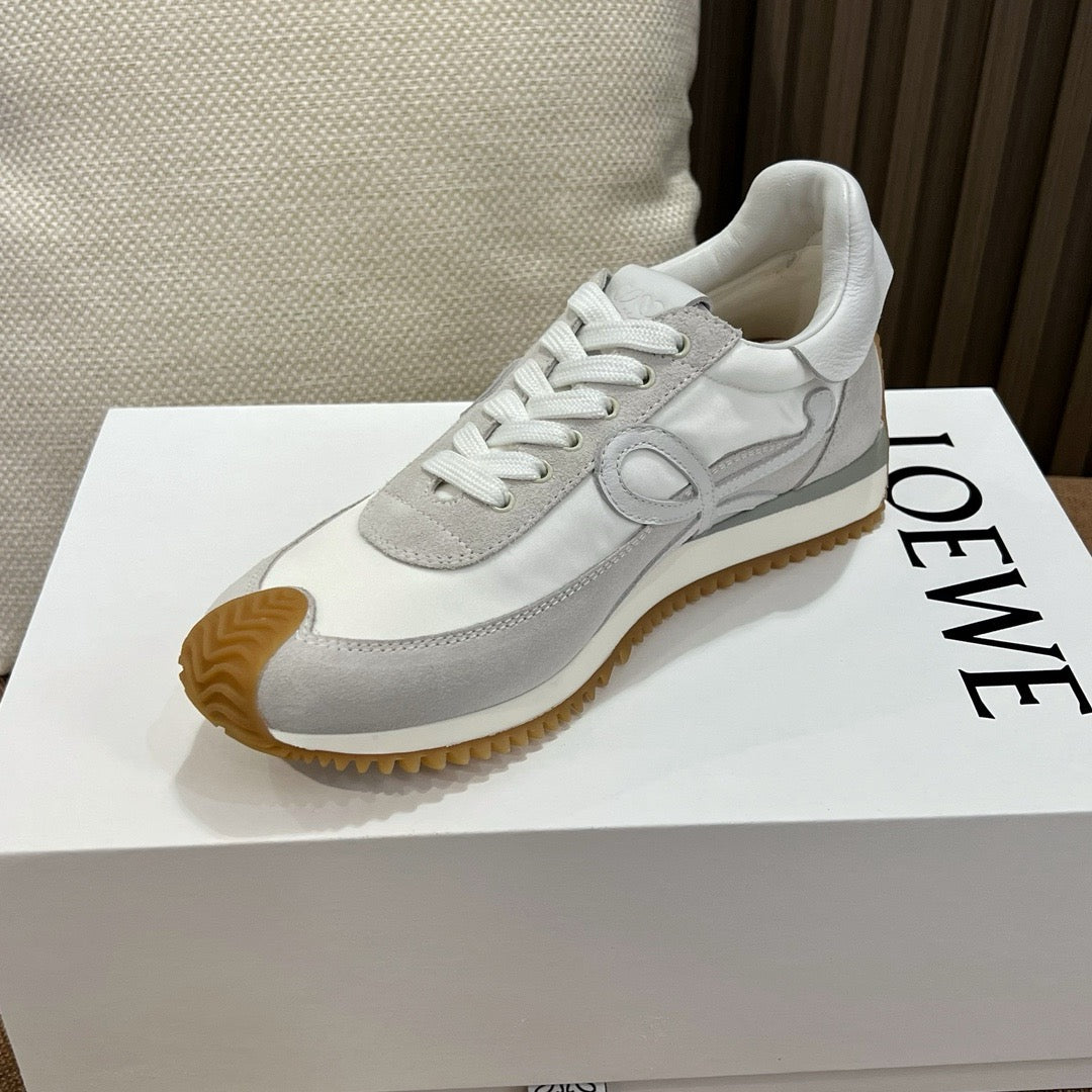 로에베 플로우 러너 스니커즈