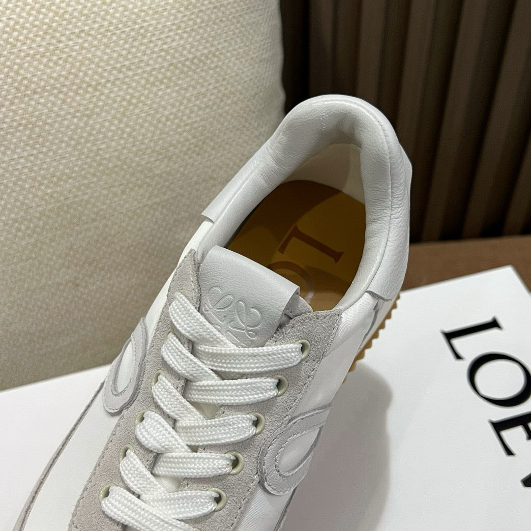 로에베 플로우 러너 스니커즈