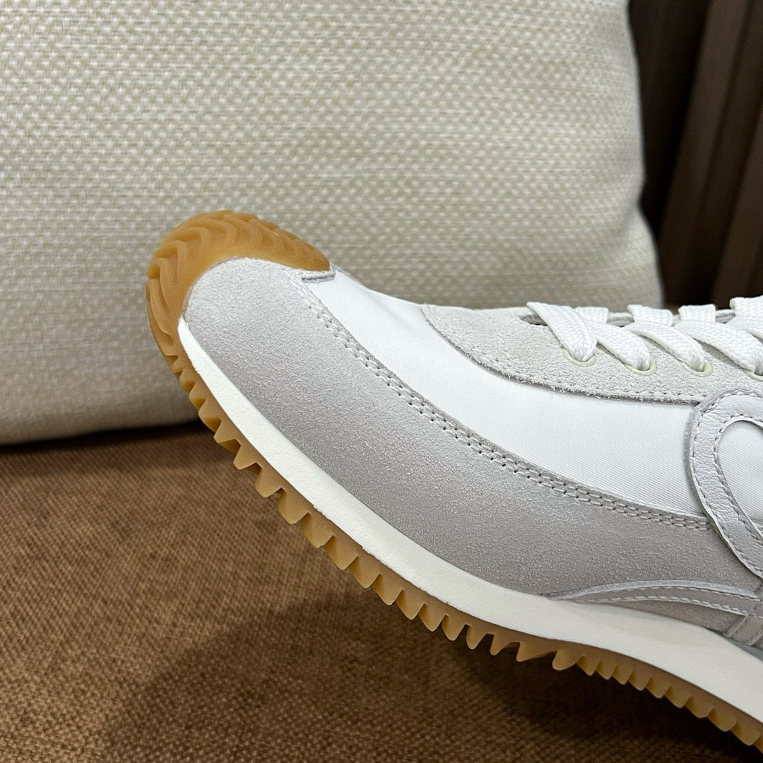 로에베 플로우 러너 스니커즈