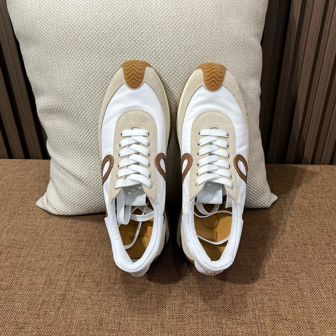 로에베 플로우 러너 스니커즈