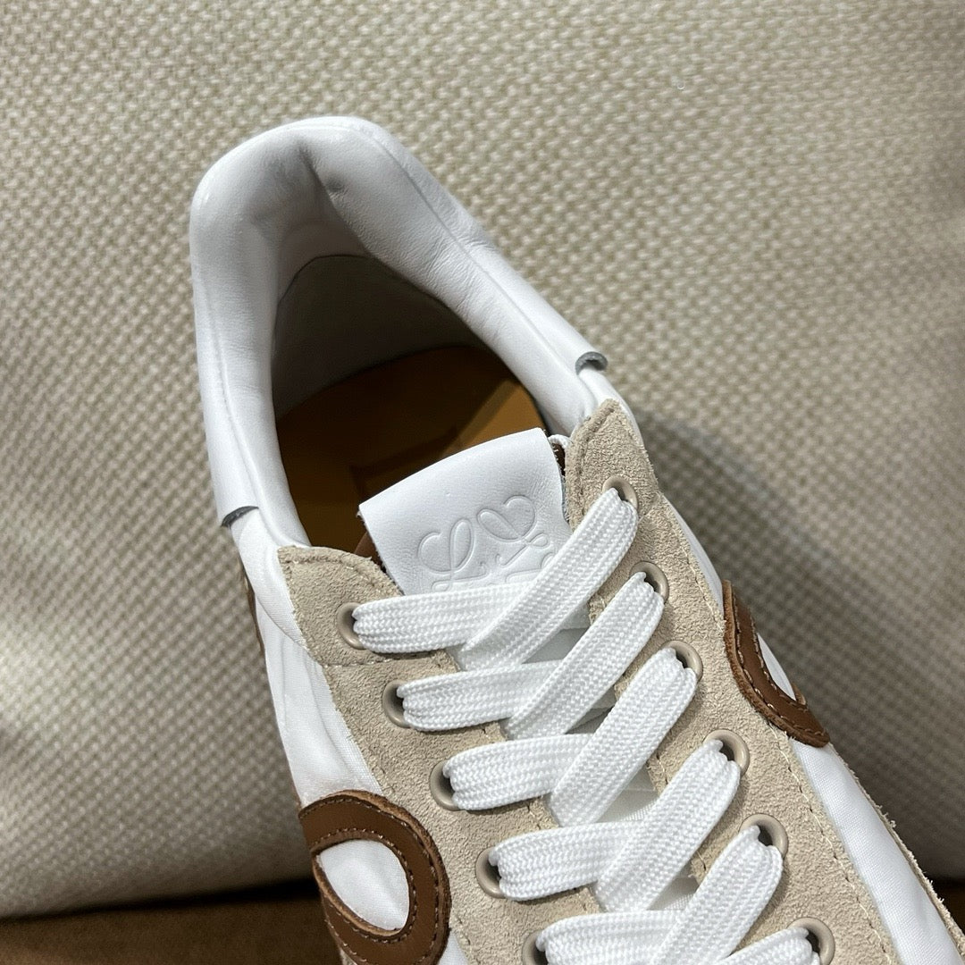 로에베 플로우 러너 스니커즈