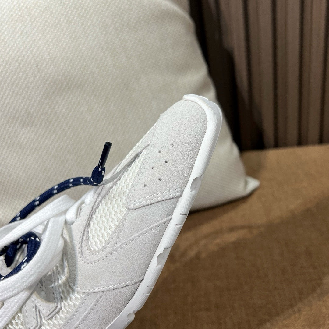 미우미우 X 뉴발란스 530 SL 메쉬 스니커즈