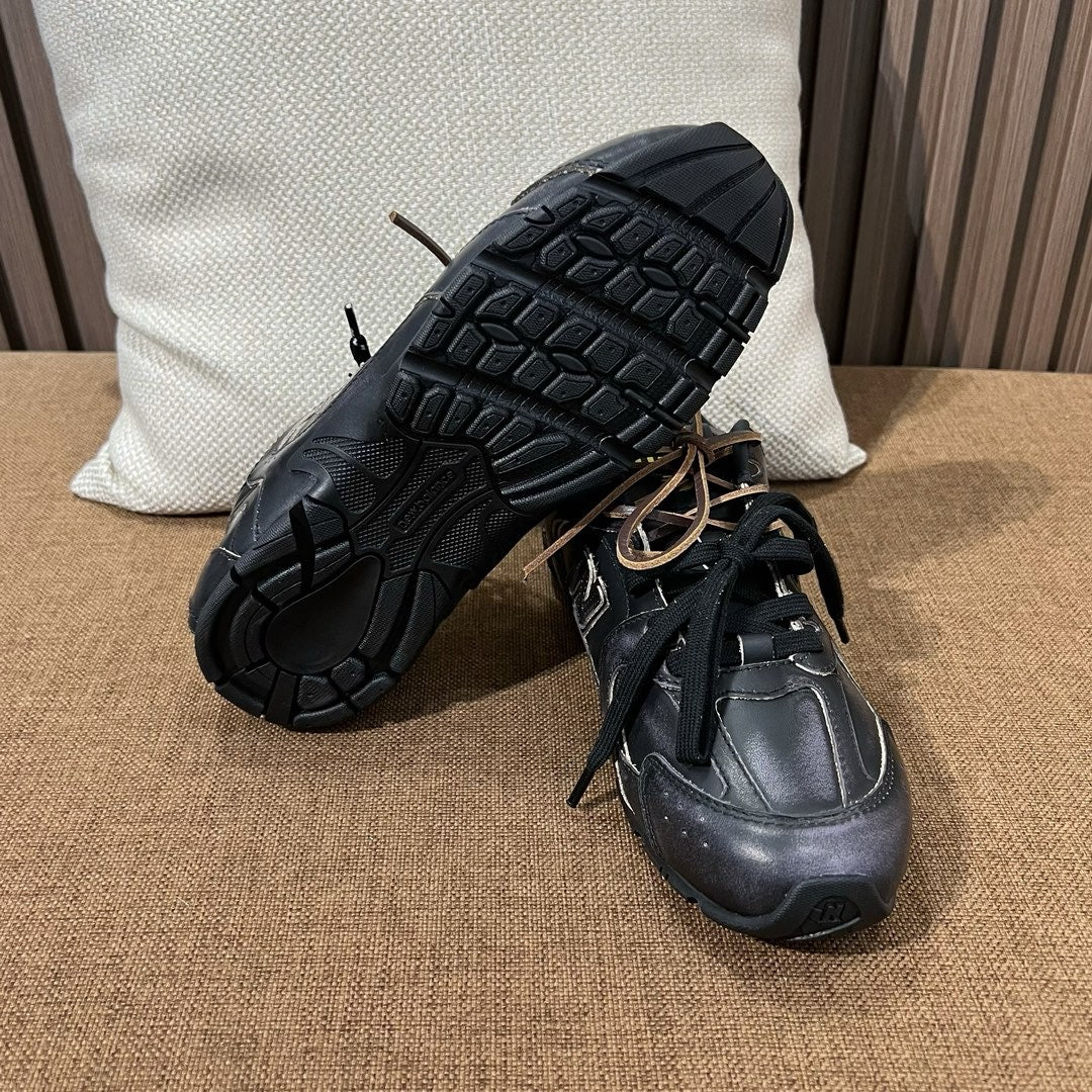 미우미우 X 뉴발란스 530 SL 가죽 스니커즈