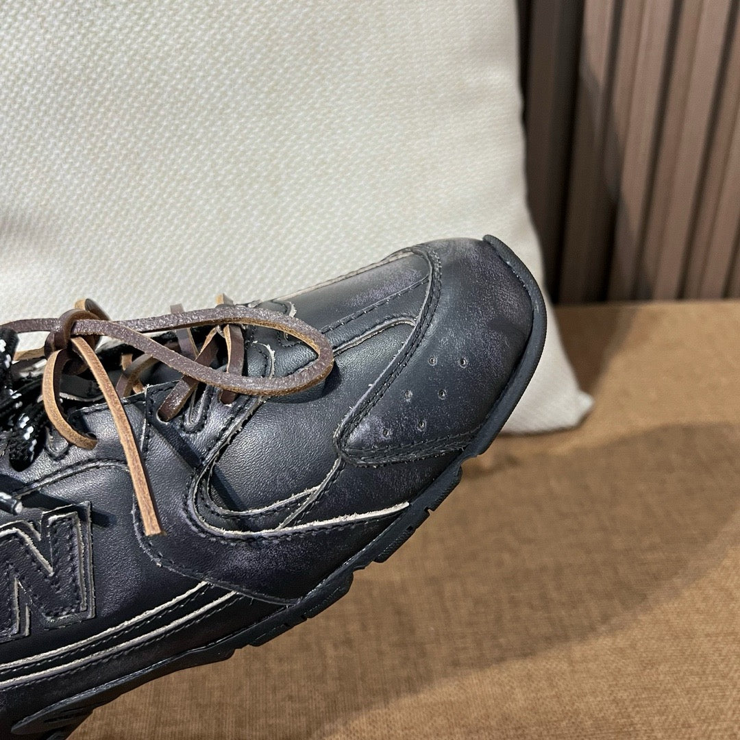 미우미우 X 뉴발란스 530 SL 가죽 스니커즈