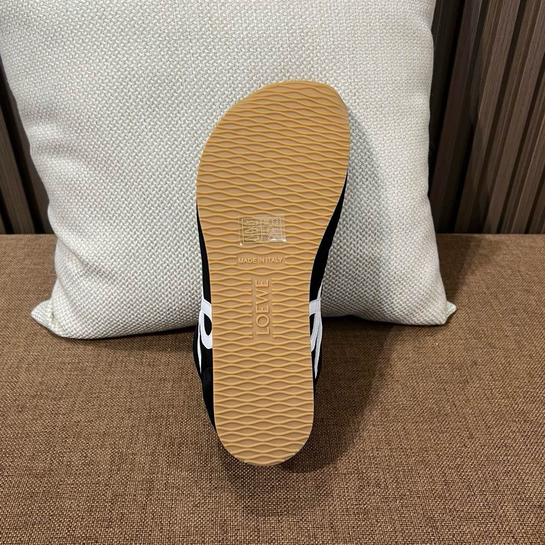 로에베 발레 러너 2.0 스니커즈