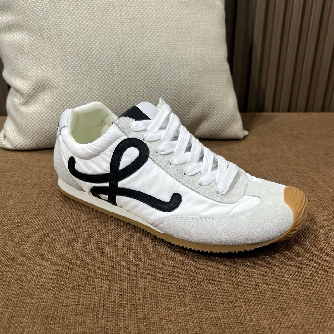 로에베 발레 러너 2.0 스니커즈