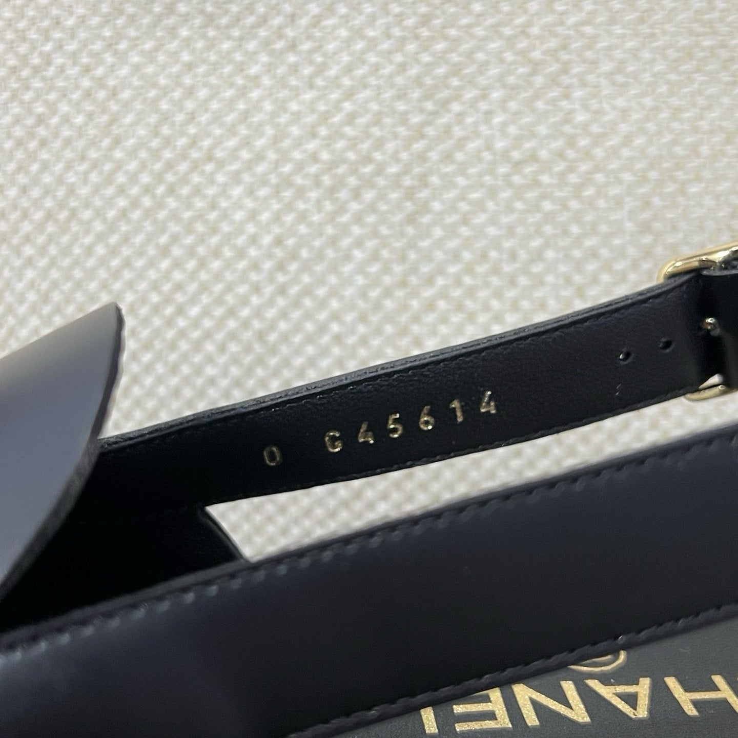 샤넬 큐빅 CC 로고  슬링백 로퍼