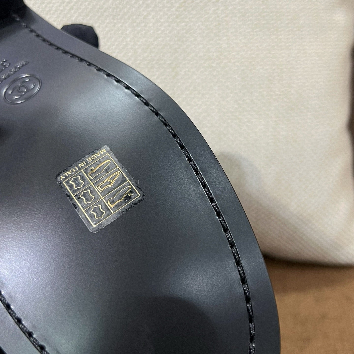 샤넬 큐빅 CC 로고  슬링백 로퍼