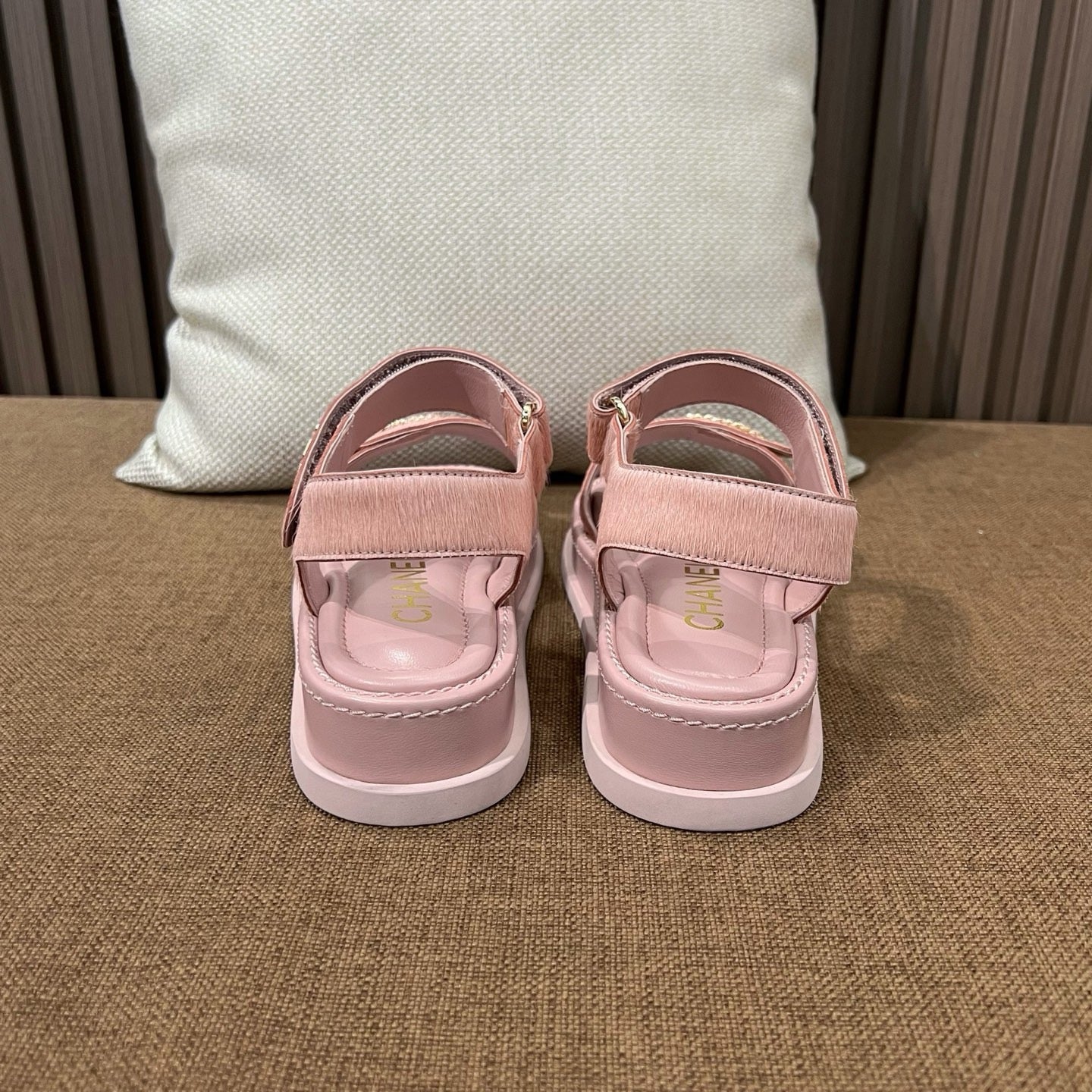 샤넬 CC 로고 샌들