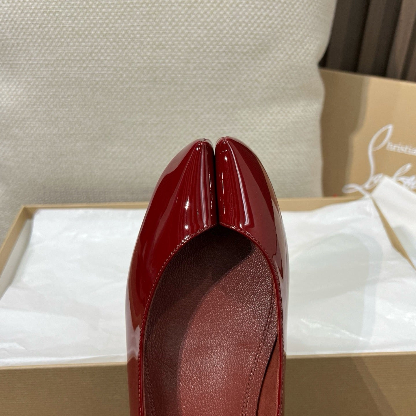 메종 마르지엘라 X 크리스찬 루부탱 플랫 슈즈