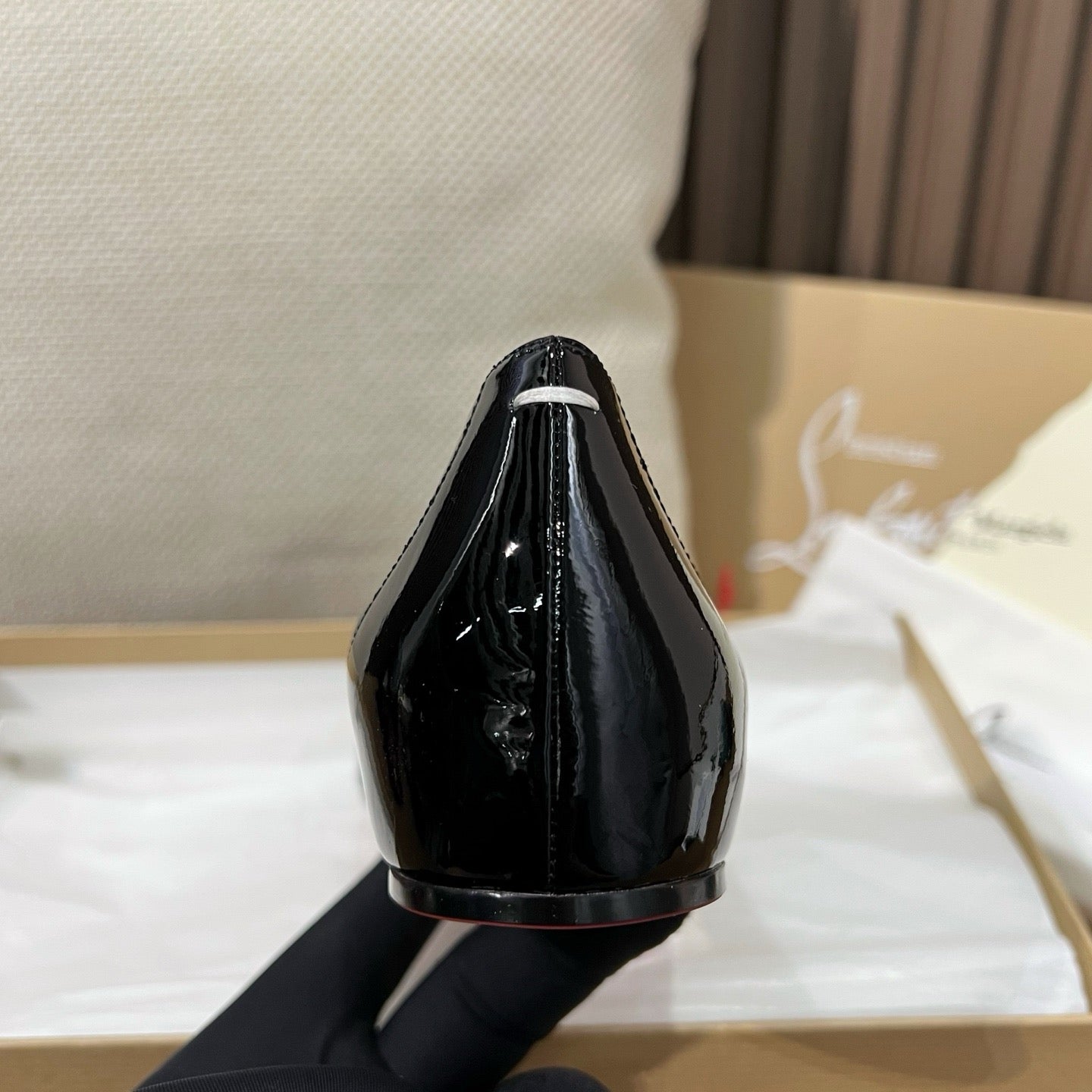 메종 마르지엘라 X 크리스찬 루부탱 플랫 슈즈