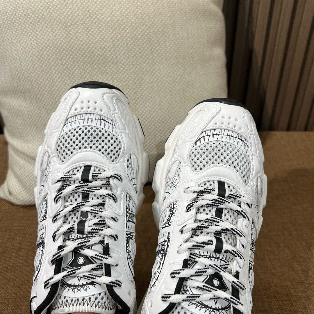 디올 크로노 스니커즈 화이트