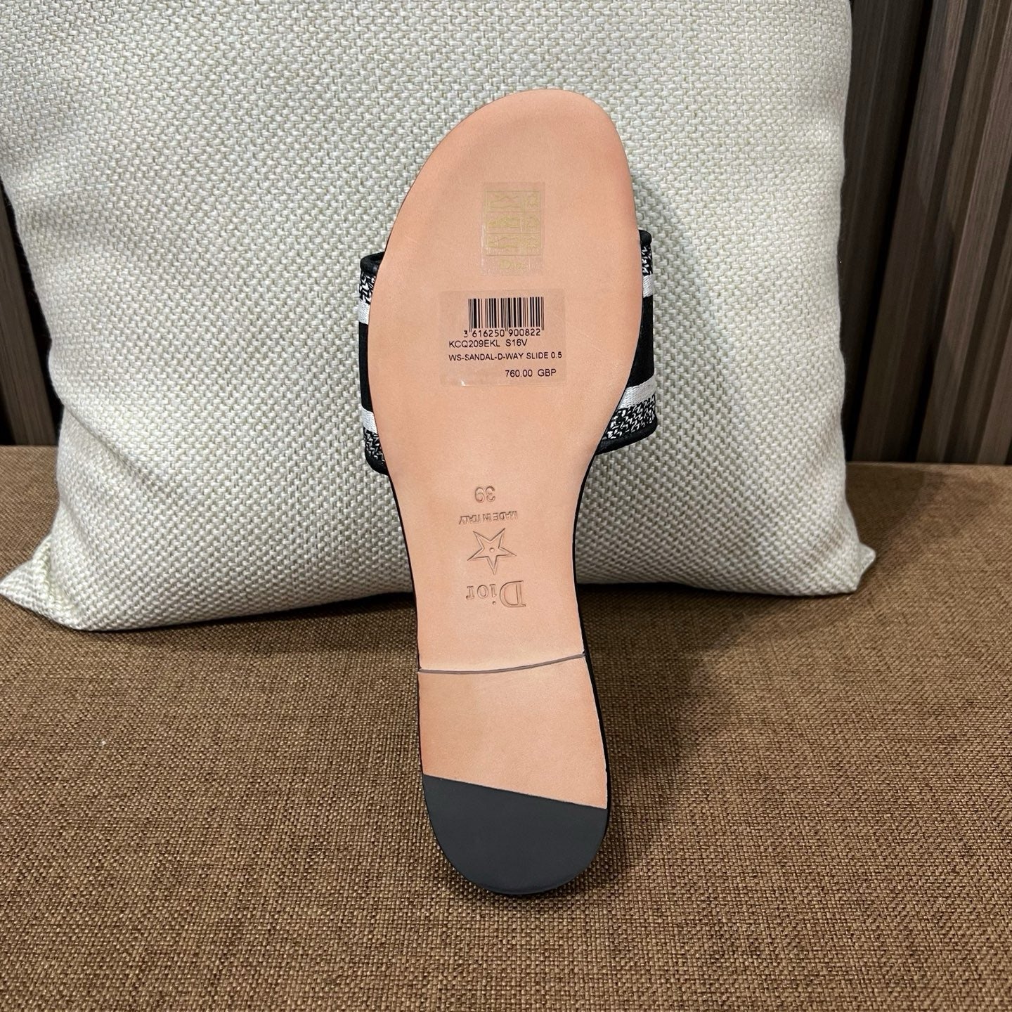 디올 미스디올 디웨이 슬라이드 뮬