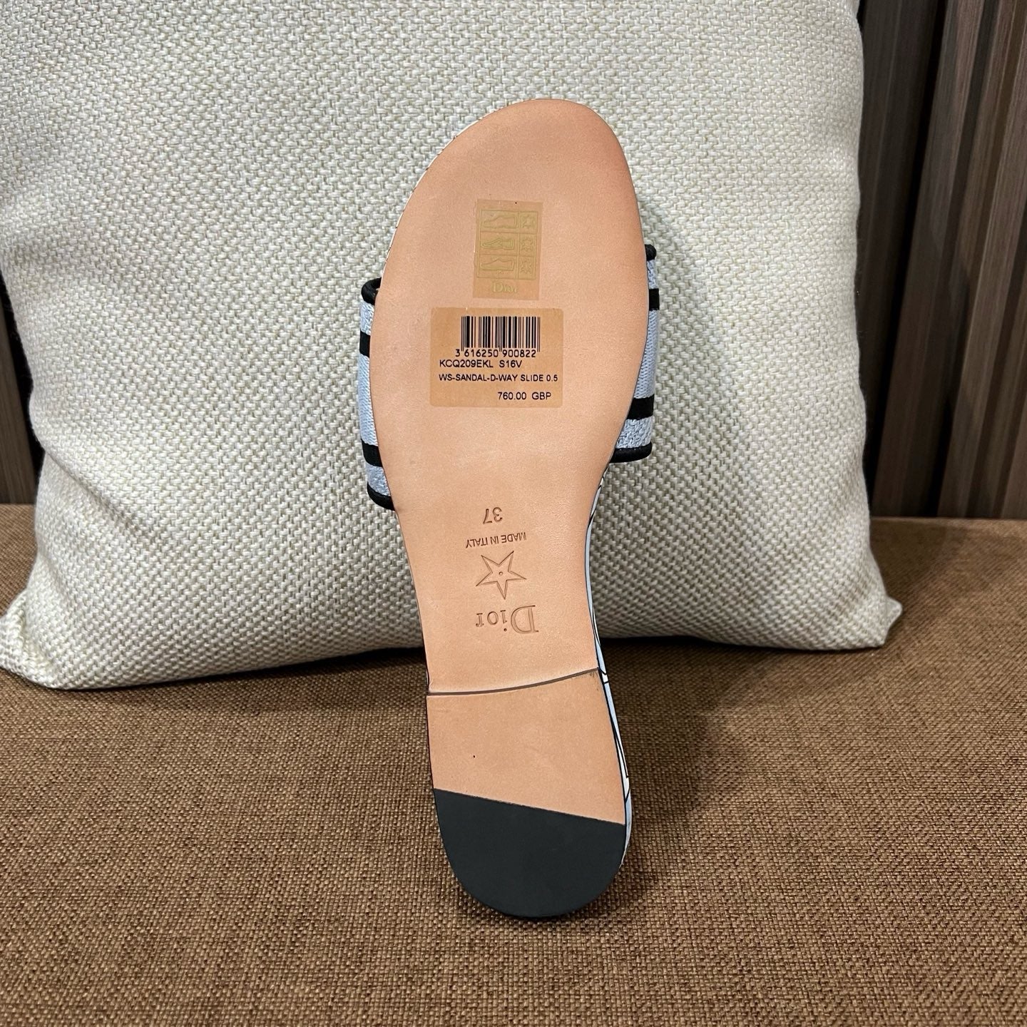 디올 미스디올 디웨이 슬라이드 뮬