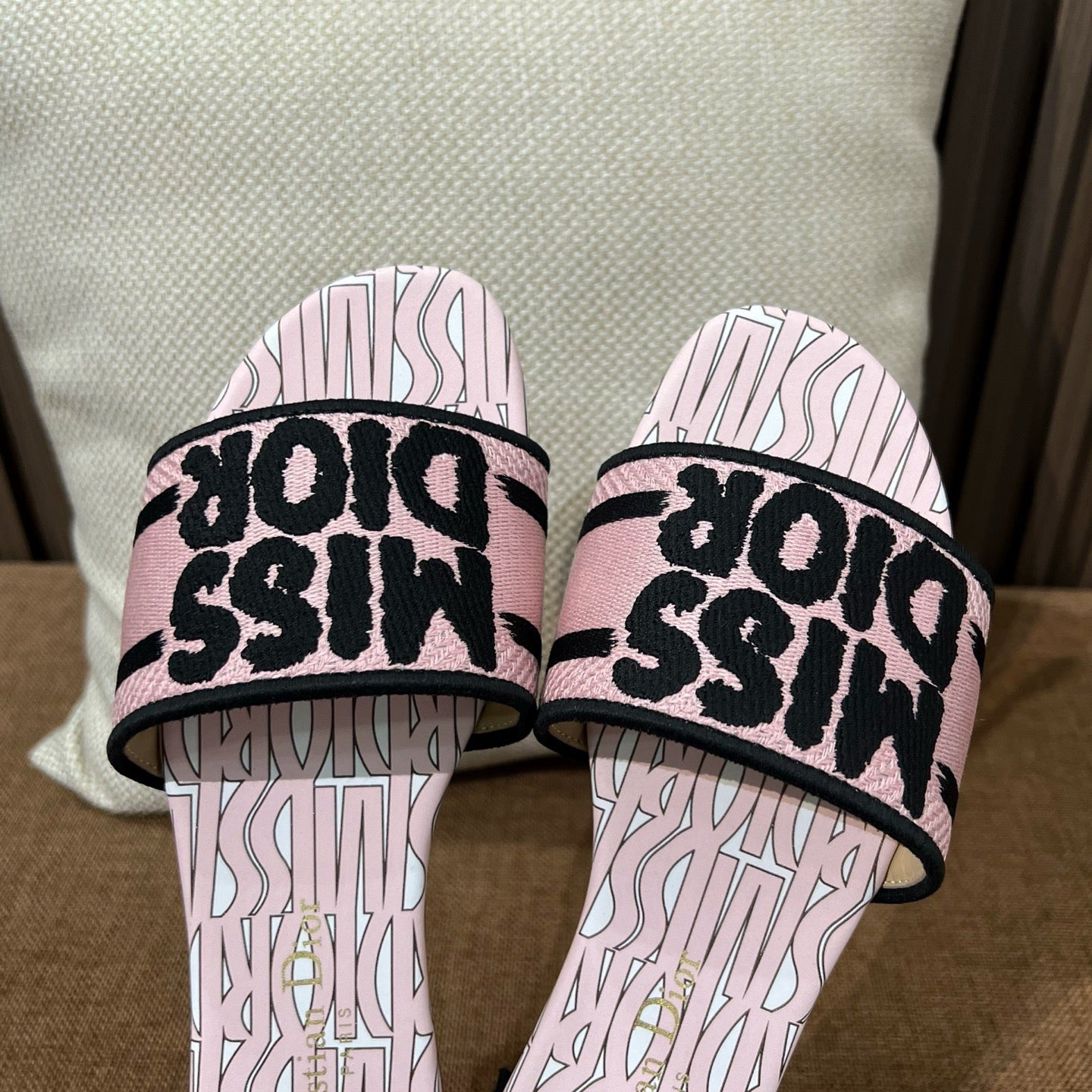 디올 미스디올 디웨이 슬라이드 뮬