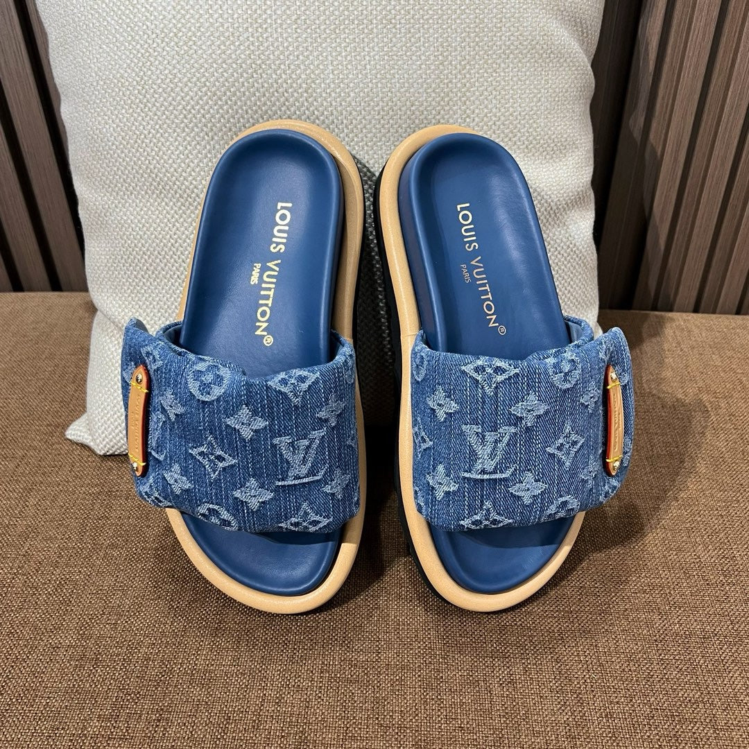 루이비통 풀 필로우 플랫 컴포트 뮬