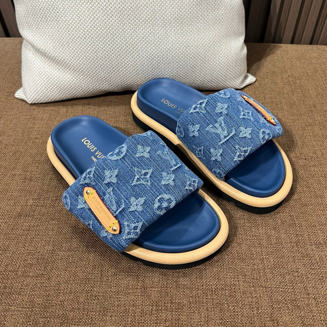 루이비통 풀 필로우 플랫 컴포트 뮬