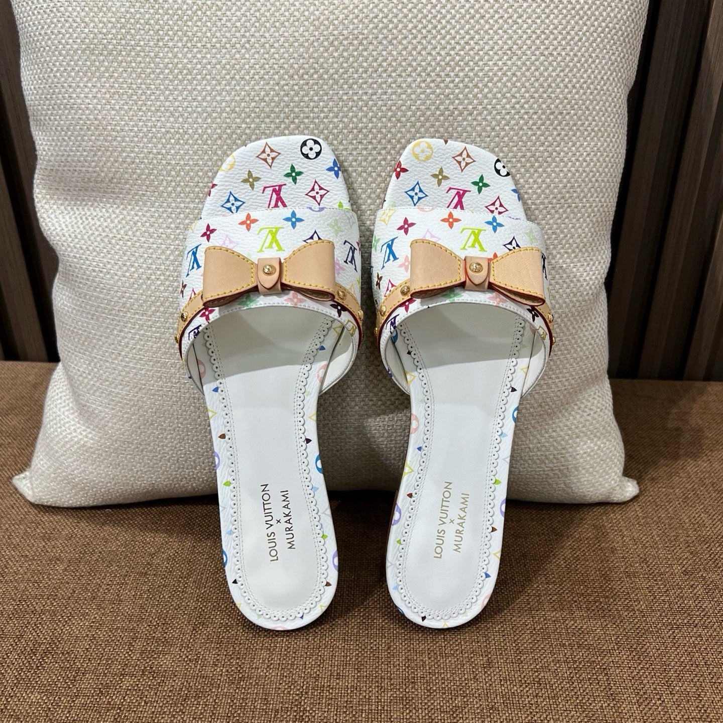 루이비통 X 무라카미 6AM 플랫 뮬