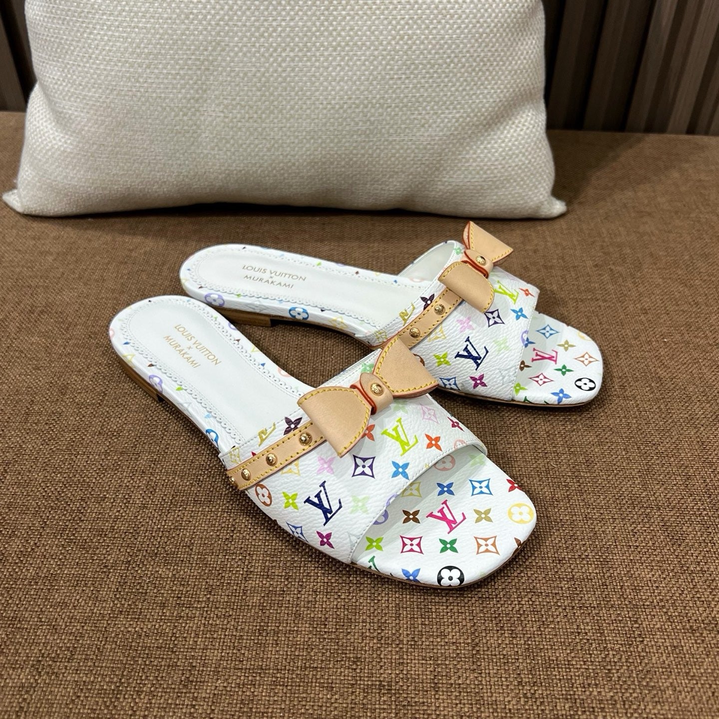 루이비통 X 무라카미 6AM 플랫 뮬