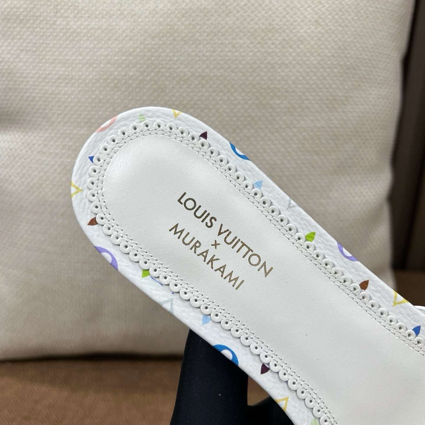 루이비통 X 무라카미 6AM 플랫 뮬