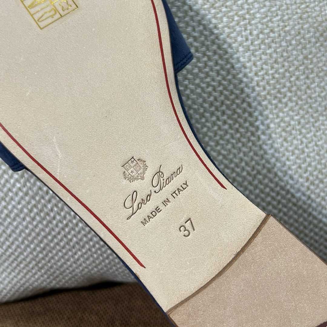 로로피아나 썸머 참스 뮬