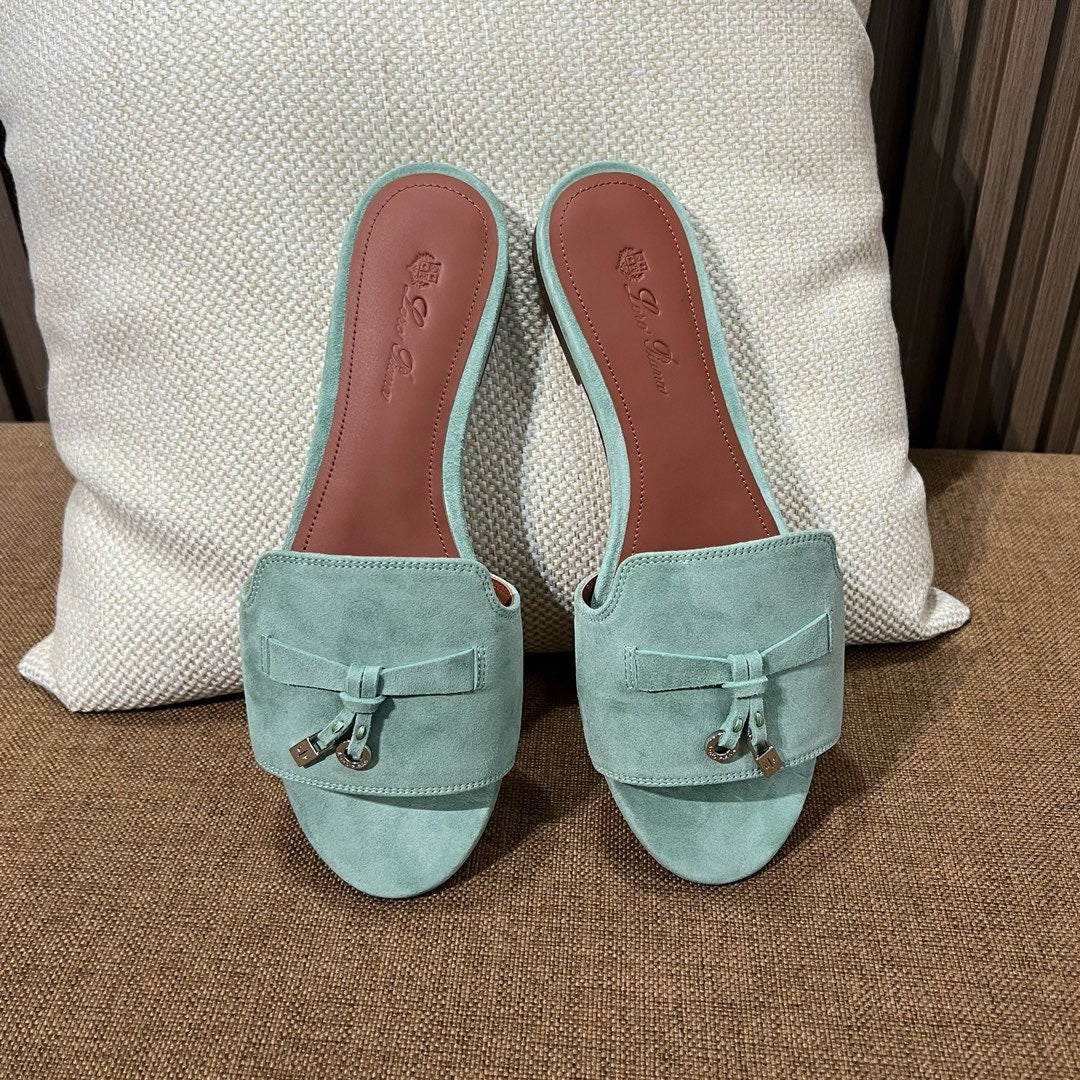 로로피아나 썸머 참스 뮬