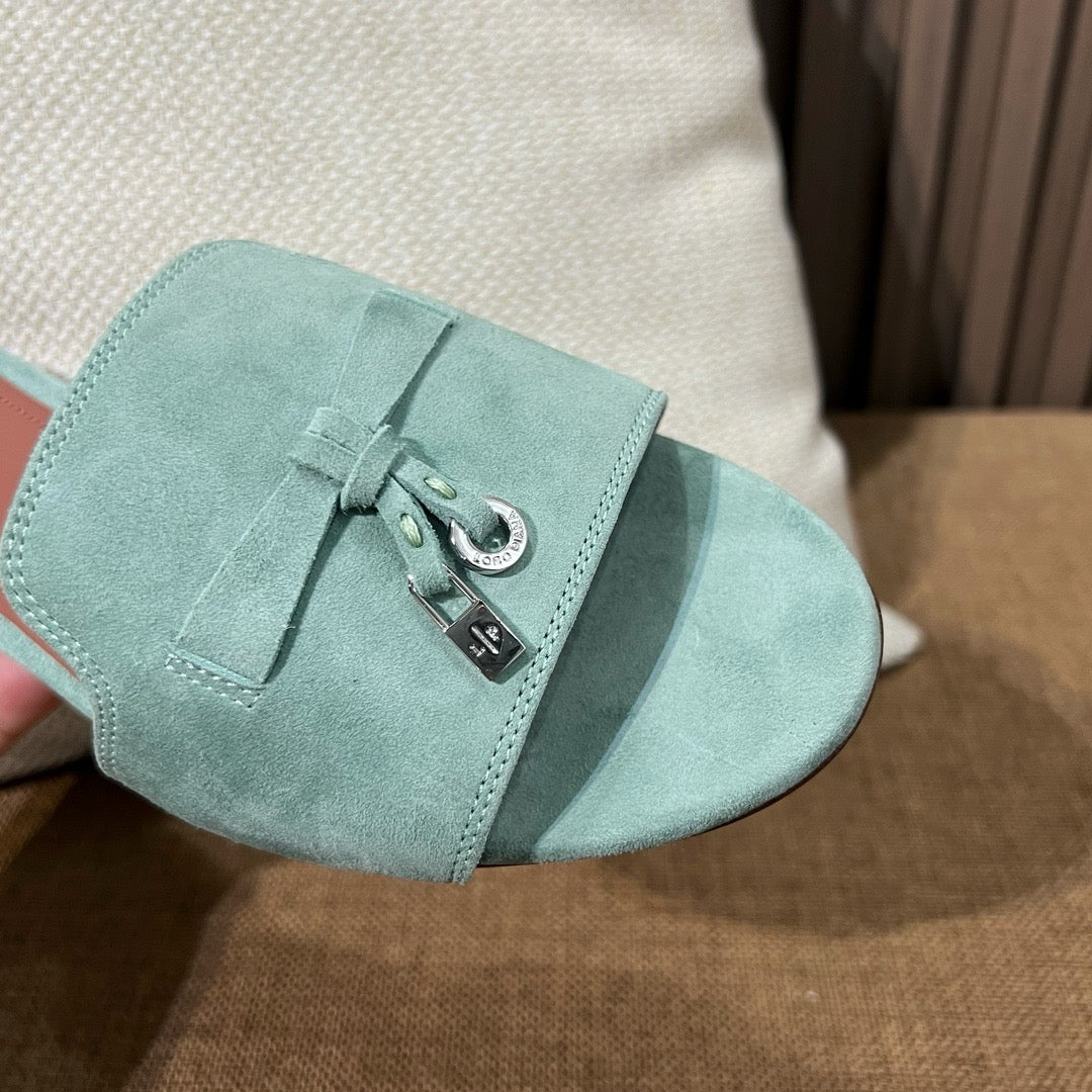 로로피아나 썸머 참스 뮬