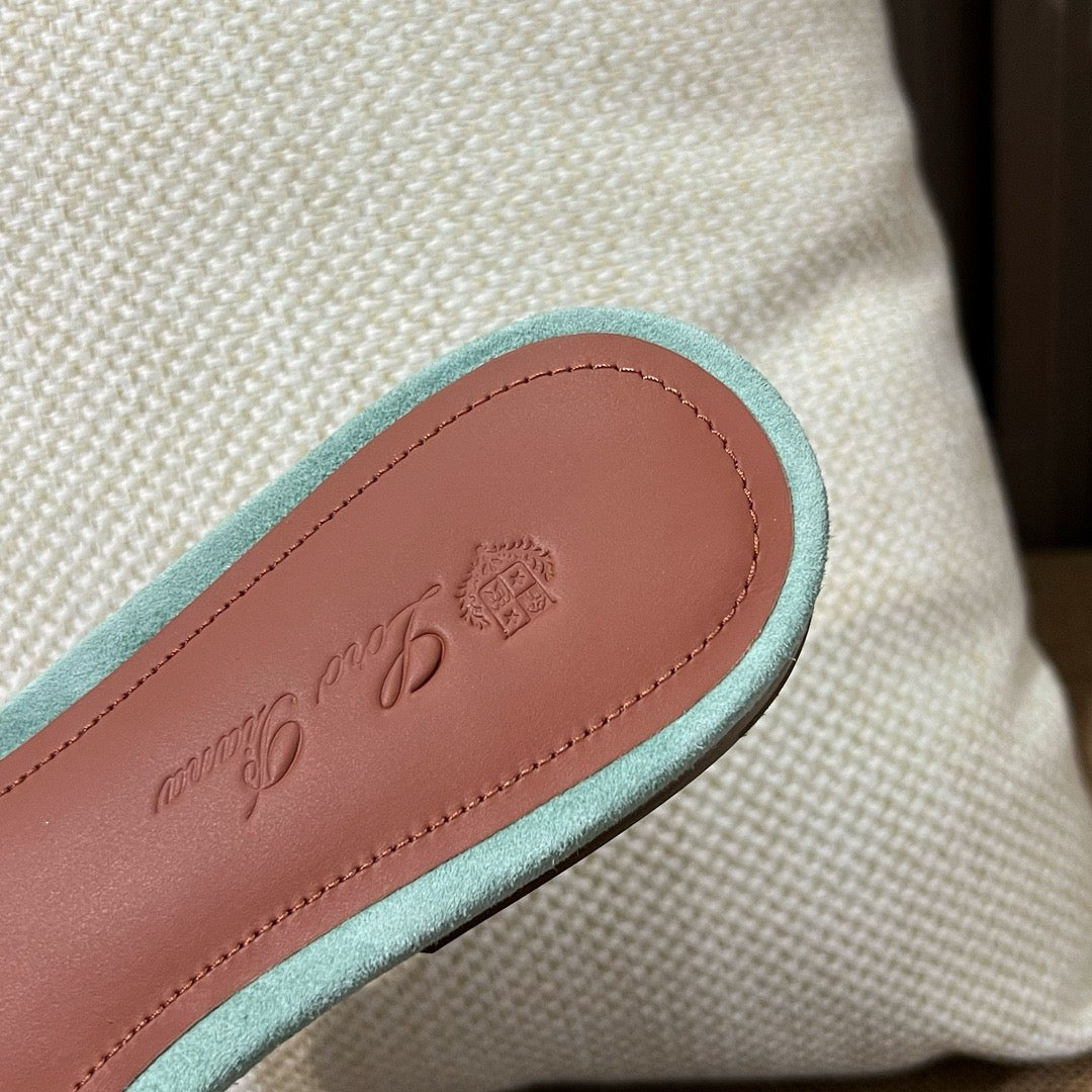 로로피아나 썸머 참스 뮬