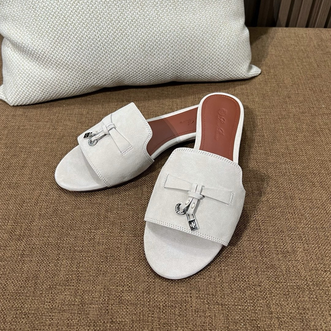 로로피아나 썸머 참스 뮬