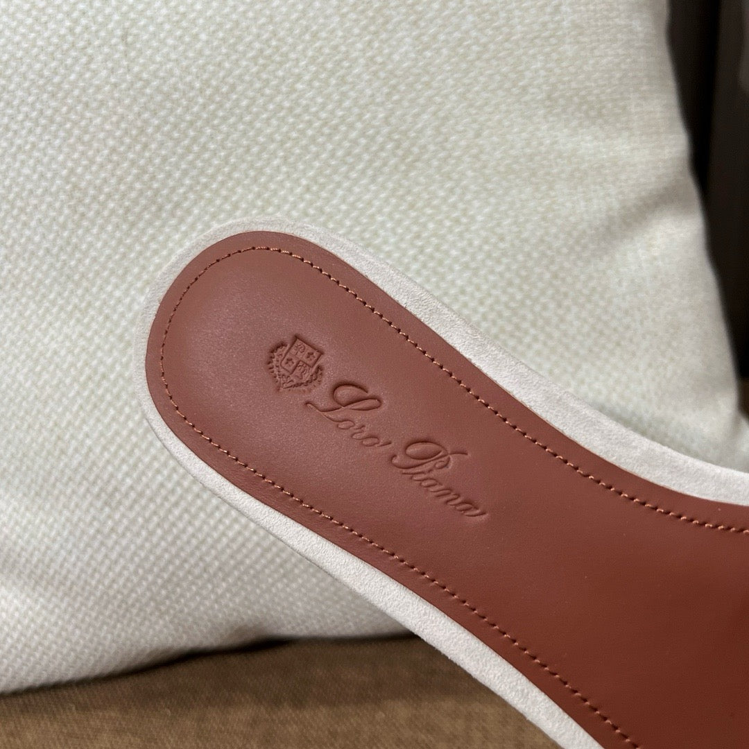 로로피아나 썸머 참스 뮬