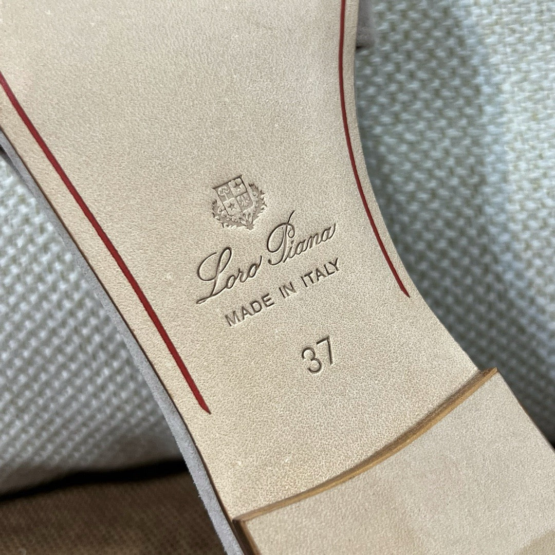 로로피아나 썸머 참스 뮬